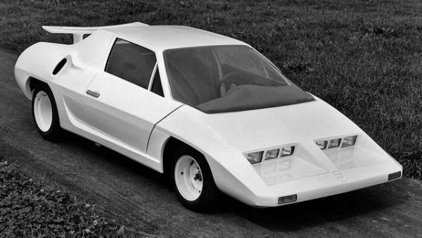 Albar е швейцарски автомобил, произвеждан от 1978 г. от компанията Alois Barmettler, която прави бъгита и купета на базата на VW Beetle. В началото на 80-те години Alois Barmettler се насочва към производството на автомобили в стил купе с двуместна каросерия от стъклени влакна, произвеждана в Австрия. Продават се в Швейцария като Albar Jet и в Австрия като Strato. През 1982 г.

Alois Barmettler започва да прави модела Sonic, който вече не разчита на Beetle, а има подходяща пространствена рамка. По-късните версии имат и двигатели VW Straight-4 или Renault 25.